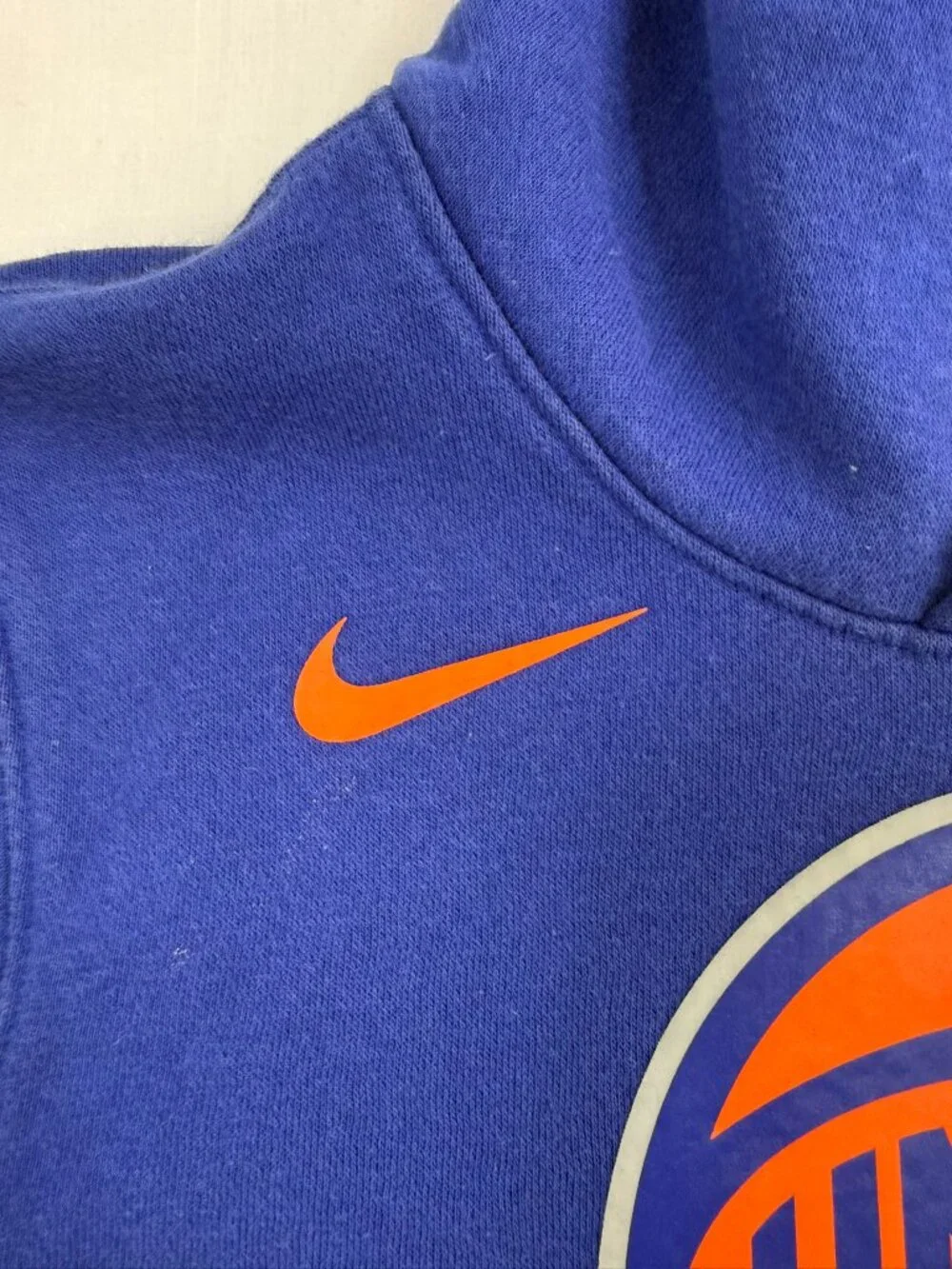 Nike New York Knicks Club Ball Logo Hoodie Blue Youth M 10/12